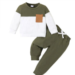 Ensemble de survêtements pour enfants grande taille respirants avec logo personnalisé, confortables, personnalisables, antibactériens, pour l'hiver - Product Image 1