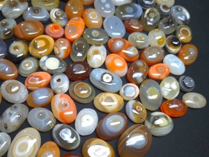 Agate Sulemani naturelle, forme ovale, agate rayée, pierre précieuse en vrac, cabochon pour la fabrication de bijoux - Product Image 1