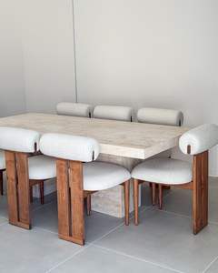 Juego de Comedor de Lujo en Madera de Teca con Sillas con Respaldo Acolchado - Product Image 1