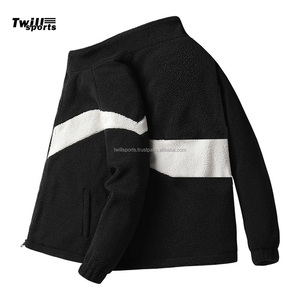 Faites l'expérience d'une chaleur et d'un style inégalés avec notre luxueuse collection de vestes Sherpa 2025 pour hommes - Product Image 3