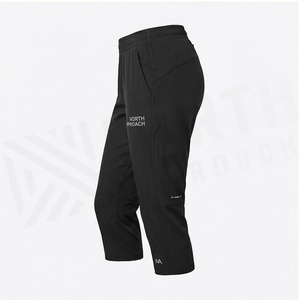 Pantalon de survêtement noir North Approach, longueur genou, avec logo brodé, taille élastique, respirant, en polyester, vêtements de sport - Product Image 3
