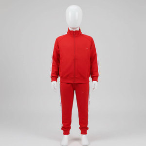 Conjunto Deportivo de Algodón Rojo para Bebés Niñas, Manga Larga, Color Sólido, Casual, con Cierre Frontal y Capucha, con Bolsillos Laterales, Diseño 2 en 1 para Otoño - Product Image 3