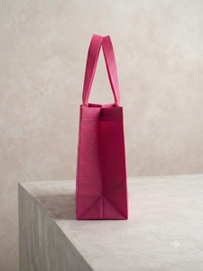 Bolsa de Compras Reutilizable de Tela No Tejida con Asas Reforzadas, Logotipo Personalizado Impreso con Serigrafía y Sellado Térmico para Uso en Tiendas de Comestibles y Cafeterías - Product Image 3