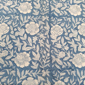 100% pur coton tissu beau bleu indien Floral main bloc impression tissu pour femmes garçons filles rideaux couvre accessoires - Product Image 1