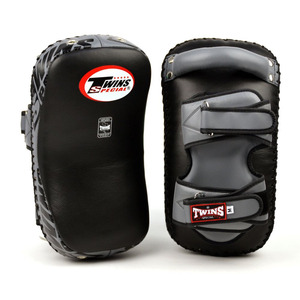 Professional Training Kick Pads for Martial Arts Striking Practice Durable Lightweight <b>Protective</b> Gear for Coaches and Athletes - Product Image 1
