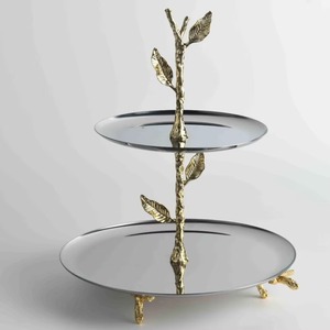 Support à gâteau en métal décoratif élégant pour mariage, fête d'anniversaire et usage domestique moderne en cuisine, provenant d'Inde - Product Image 6