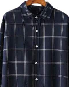 Robe chemise longue à carreaux bleu marine et rouge pour femme, boutonnée, décontractée, coupe ample, avec poches, pour un usage quotidien - Product Image 4