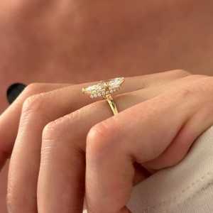Anillo de compromiso con diamante cultivado en laboratorio de 2 quilates, talla Marquise, D VVS2, halo oculto, engaste tipo cometa, 4 puntas, oro de 14k, certificado IGI - Product Image 5