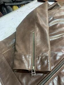 Veste en cuir élégante pour homme, couleur personnalisée, 100% cuir, veste en cuir slim personnalisée pour homme à faible MOQ - Product Image 3