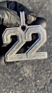 Pendentif Chiffre Double Chiffre 22 en Moissanite Effet Diamant, Finition Argent 925, Breloque de Collier à l'Aspect Diamant, Bijoux de Rappeur - Product Image 3