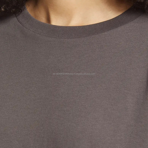 Camiseta de patinadora de algodón de manga larga para mujer personalizada con aberturas laterales - Product Image 4