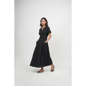 Robe longue trapèze noire élégante et personnalisable de qualité supérieure, col en V, manches courtes, ceinture, poches, taille naturelle, antistatique - Product Image 3