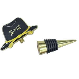 Artesanías de metal esmaltadas suaves personalizadas con acabado brillante en negro, níquel, oro, plata y cobre. - Product Image 3