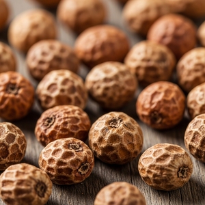 Nueces de Chufa (Tiger Nut) enteras crudas, secas naturalmente, con sabor dulce, empaquetadas para exportación, para compradores y importadores de ingredientes a granel. - Product Image 3