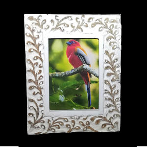 Marco de Fotos de Madera Premium Hecho a Mano, Decorativo para Decoración del Hogar - Product Image 4