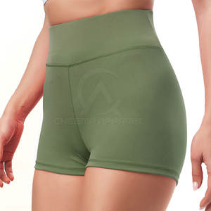 Shorts deportivos transpirables y elásticos para mujer, con efecto push-up, para correr, entrenar y usar en el gimnasio, con características de absorción de humedad. - Product Image 2