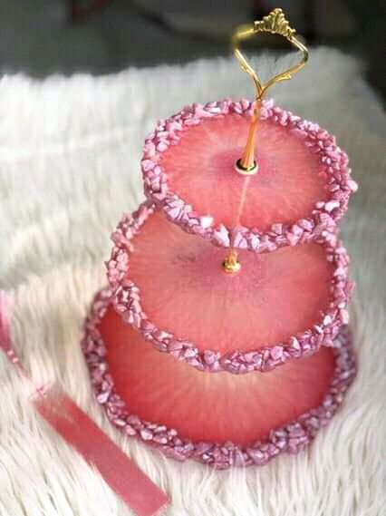 identique à l'image