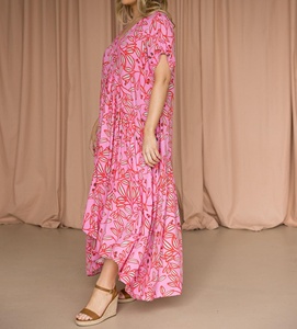 Robe d'été vintage florale coupe trapèze pour femme, design personnalisé 2025, col en V profond, manches à volants, ourlet asymétrique, grandes tailles - Product Image 4