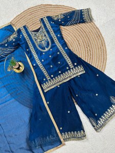 Ensemble Salwar Kameez en soie brodée bleue pour filles, vêtements ethniques pour enfants, costume Sharara, dupatta, tenue de fête, robe indienne pakistanaise - Product Image 4