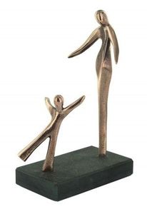 Wholesale Price Wooden Decorative Figurine Minimalist Handmade Home Office Table Accent Natural Wood Craft Gift - Product Image 5