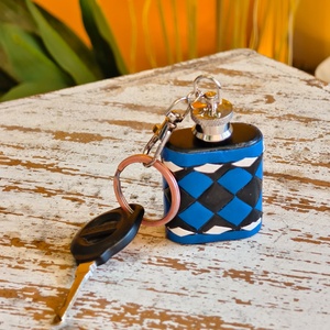 Venus Leathers Were <b>Hot</b> Selling Luxury Mini Black Checkered Genuine Leather Waterproof Strong Lightweight Hip <b>Flasks</b> Pocket - Product Image 1