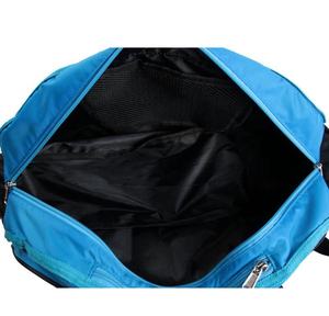 Bolsa de Lona de Nailon TITAN TREAD WEAR TTW-SB-0001 para Deportes, Viajes, Gimnasio, Fin de Semana y Uso al Aire Libre - Product Image 5