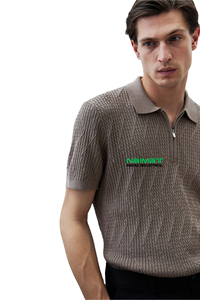 Camisa de Hombre Marrón de Punto de Abbas Industries, Manga Corta, Cierre de Botones, Logotipo, Casual, Transpirable, Cuello Camisero, Corte Regular - Product Image 6