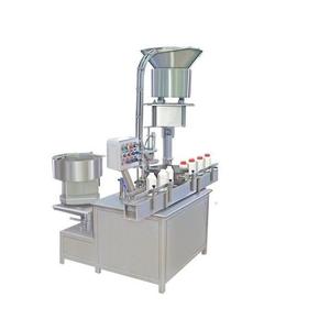 Machine automatique de haute précision pour l'insertion de bouchons en caoutchouc et le serrage de capuchons, très demandée, disponible à l'exportation - Prix compétitif - Product Image 1