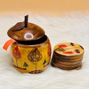 Posavasos de Madera con Forma de Manzana, Posavasos de Madera Natural Resistente al Calor para Bebidas, para Uso en el Hogar, la Oficina o la Mesa - Product Image 3