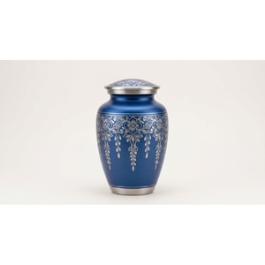 Urna Funeraria de Latón Macizo Hecha a Mano para Cenizas Humanas Adultas, Elegante Diseño Floral Verde Grabado, Artículos Funerarios y Recuerdo Conmemorativo - Product Image 3