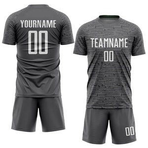 Nuevo Diseño Personalizado de Uniformes de Fútbol para Equipos, Sublimados, Transpirables, Ligeros, Camisetas de Fútbol Cortas Verdes y Blancas para Adultos - Product Image 2