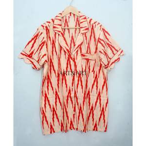 Hermoso y Elegante Conjunto de Pijama de Algodón Hecho a Mano en India, Estampado con Bloques, Estilo Vintage, Ropa de Dormir Corta para Mujer, para Otoño - Product Image 4