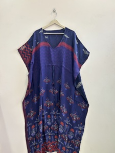Vente en gros de robes longues kaftan en soie vintage écologiques faites à la main, vêtements de détente de luxe à fleurs - Product Image 1