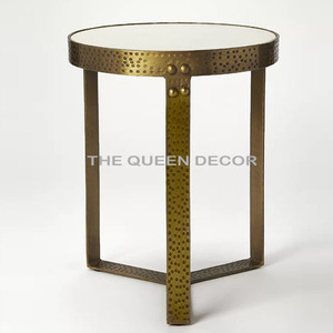 Muebles de Lujo para el Hogar, Mesa Auxiliar y de Esquina de Aluminio con Forma Redonda, Textura Repujada y Acabado Dorado - Product Image 4