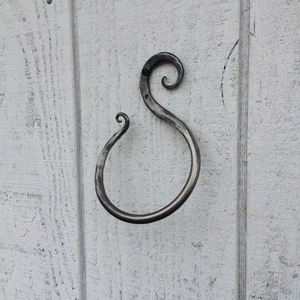 Antique Style Metal Towel <b>Ring</b> Wall Mounted Decorative Bathroom <b>Holder</b> With Vintage Finish For Home Use - Product Image 1