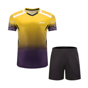 Vente directe d'usine, uniforme de tennis respirant en polyester pour hommes, fabriqué au Pakistan, vêtements de sport de haute qualité personnalisables - Product Image 1