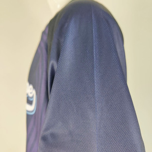 Camiseta de Béisbol Azul Personalizada con Nombre de Equipo para Hombre, Transpirable, 100% Poliéster, Sublimada, Impresión Digital OEM - Product Image 3