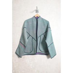 Veste Kantha vintage faite à la main, manteau en patchwork de coton indien, vêtements d'extérieur bohèmes pour femmes - Product Image 4