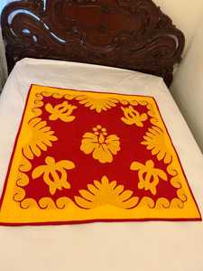 Magnifiques couvre-lits hawaïens en coton 100% de couleur jaune et rouge avec des motifs élégants pour la maison. Décoration d'hôtel - Product Image 2
