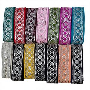 Encaje bordado de calidad de exportación con trabajo detallado, ideal para uso en prendas de vestir y decoración. - Product Image 1