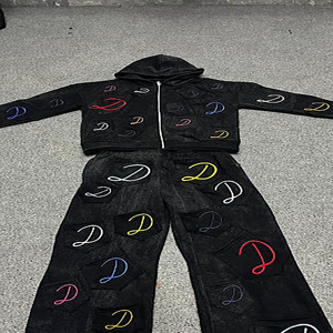 ชุดวอร์มผู้ชายคุณภาพสูง ปักโลโก้ได้ตามต้องการ แบบ 2 in 1 ผ้าฝ้าย ระบายอากาศ กันลม แห้งเร็ว เหมาะสำหรับฤดูหนาว - Product Image 1