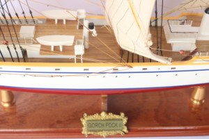 GORCH FOCKK II - Maqueta de Barco Vietnamita de Madera Pintada a Mano para Decoración de Mesa, Estilo Antiguo Coleccionable - Product Image 5