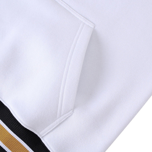 อัลฟ่า |   ฟี |   เสื้อสเวตเชิ้ตคอกลมสำหรับผู้ชายลายปักอัลฟ่า ฟราตเตอร์นิตี้ สำหรับฤดูใบไม้ร่วง |   ผ้าฝ้ายเชนิลล์ปักลายสมาคมแบบกำหนดเอง - Product Image 4