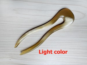 ปิ่นปักผมหรือไม้เสียบผมทำจากเขาควายธรรมชาติ สีน้ำตาลอ่อน ปิ่นปักผม (หรือไม้เสียบผม) ทำจากเขาควาย เป็นอุปกรณ์เสริมที่ยั่งยืนและทนทาน - Product Image 3