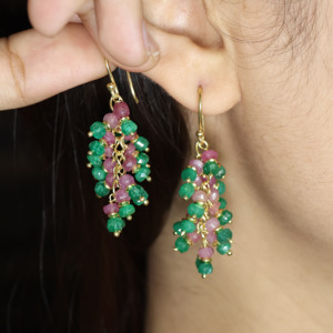 Pendientes de racimo de cuentas con diseño de rostro para mujer, hechos a mano, de moda, con dije de rostro y cuentas - Product Image 2