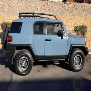 Toyota FJ Cruiser Trail Teams Ultimate Edition 2014 - Product Image 1