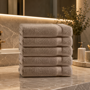 Ensemble de serviettes de salon 100% Coton Noir Uni Tissé Compressé Écologique, comprenant une serviette à capuche de luxe pour la plage et le bain, et une serviette de toilette jetable - Product Image 2