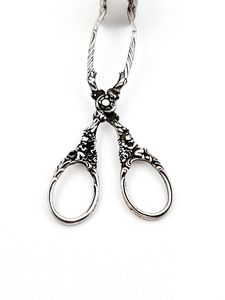 ที่คีบขนมสแตนเลสหรูหรา สไตล์วินเทจ สำหรับเสิร์ฟเค้ก ขนมปัง ของหวาน อุปกรณ์บนโต๊ะอาหารในครัว ทนทาน ใช้ได้ทั้งที่บ้านและโรงแรม - Product Image 3