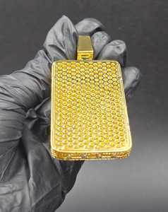 จี้เพชรโมอิสซาไนต์แบบกำหนดเองสองสี พร้อมอักษรย่อชื่อ จี้ฮิปฮอปเงินแท้ 925 ชุบทอง จี้แบบกำหนดเองสำหรับแร็ปเปอร์ จี้บลิงๆสำหรับผู้ชาย - Product Image 6