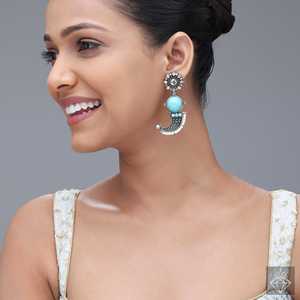 Los colgantes de colmillo tribal verde marino de moda de PRAO - Product Image 3